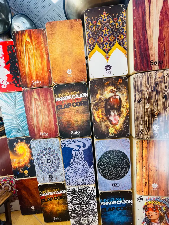 کاخن|درام و پرکاشن|کرمان, |دیوار