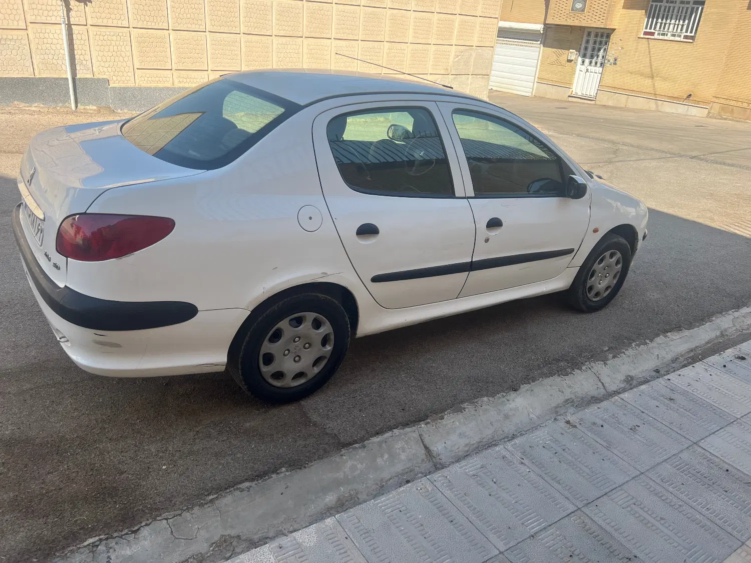 206Sdمدل92|خودرو سواری و وانت|شیراز, شهرک گلستان|دیوار