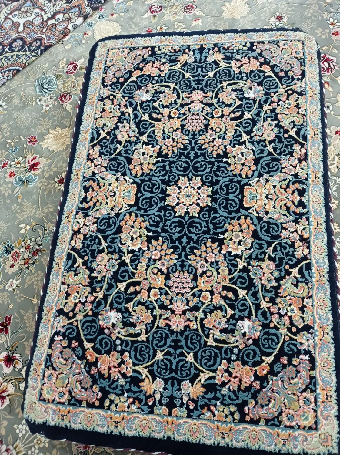 پشتی|پشتی|دهگلان, |دیوار