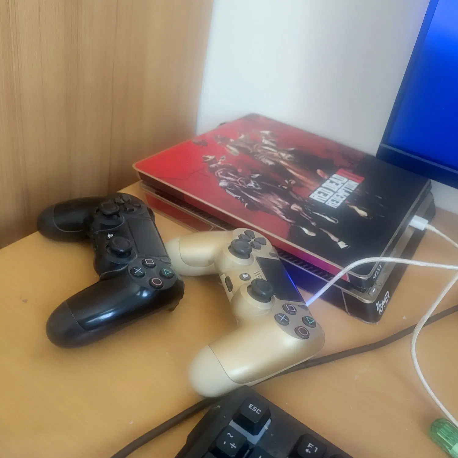ps4 slim 1t|کنسول، بازی ویدئویی و آنلاین|همدان, |دیوار