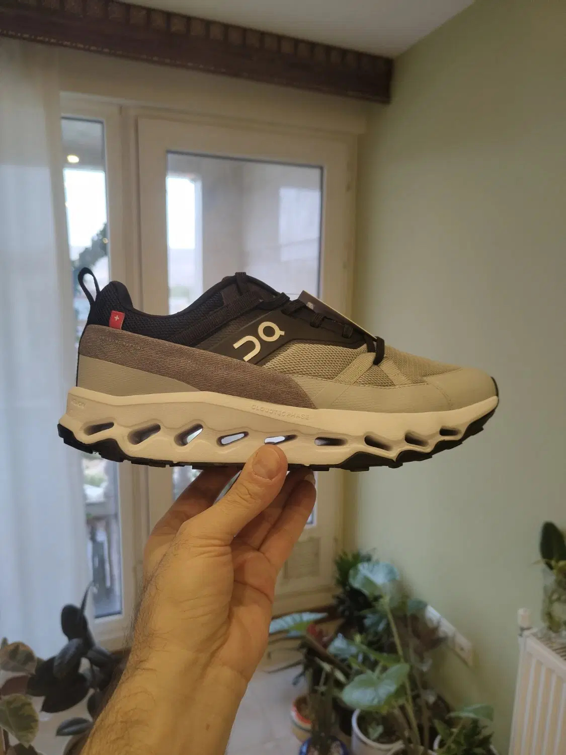 QC ON RUNNING SWISS 43-44|کیف، کفش، کمربند|شیراز, فرهنگ شهر|دیوار