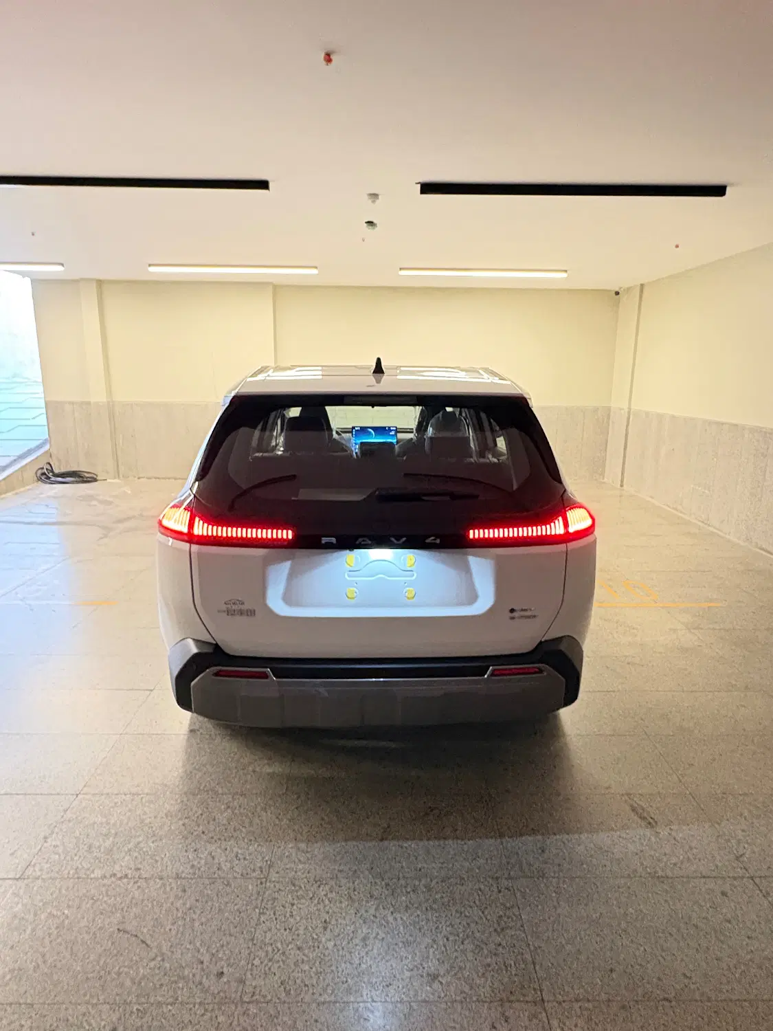 Rav4|خودرو سواری و وانت|تهران, زعفرانیه|دیوار