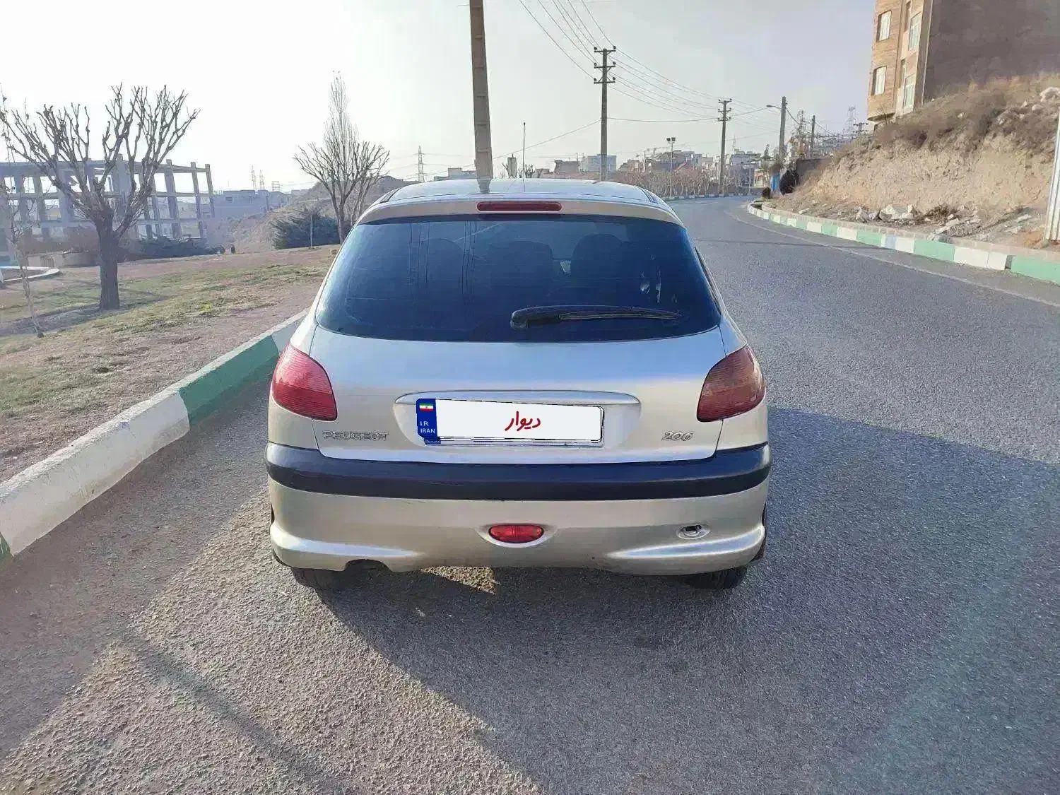 206 مدل 82 تیپ 3|خودرو سواری و وانت|تهران, عباسآباد|دیوار