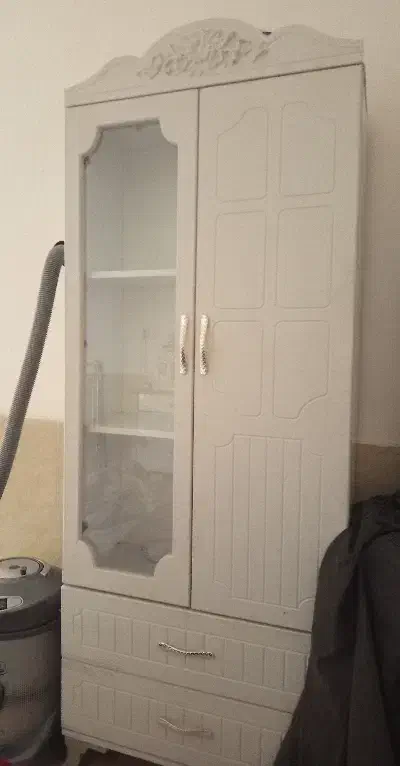 کمدلباس|جاکفشی، کمد، دراور|نیشابور, هفده شهریور|دیوار