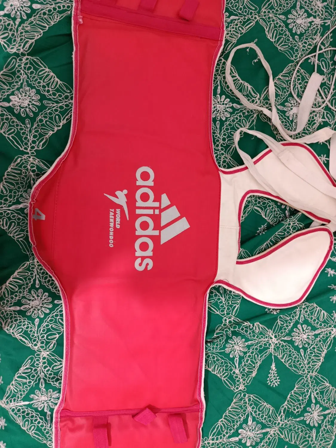هوگو adidas|تجهیزات ورزشی|گلبهار, شهر جدید گلبهار|دیوار
