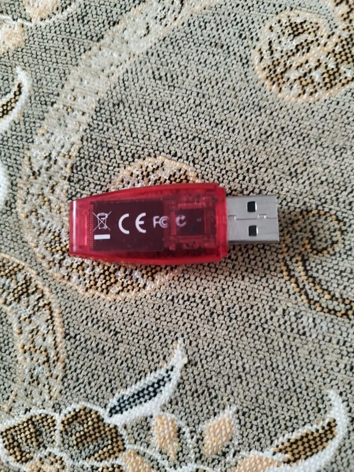 فلش 4گیگ|قطعات و لوازم جانبی رایانه|زنجان, |دیوار