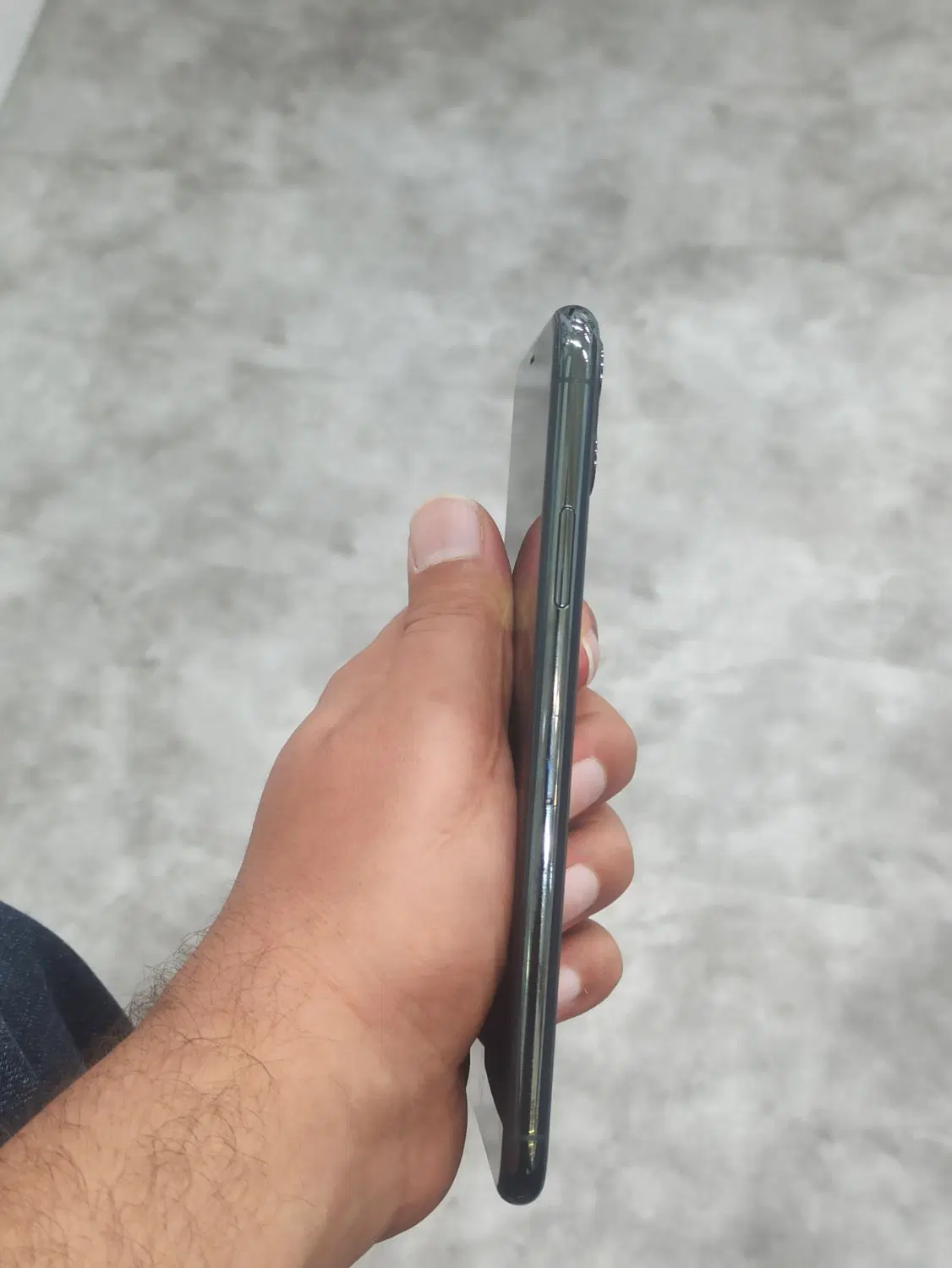IPhone 11 pro maxدر حد|موبایل|اصفهان, احمدآباد|دیوار