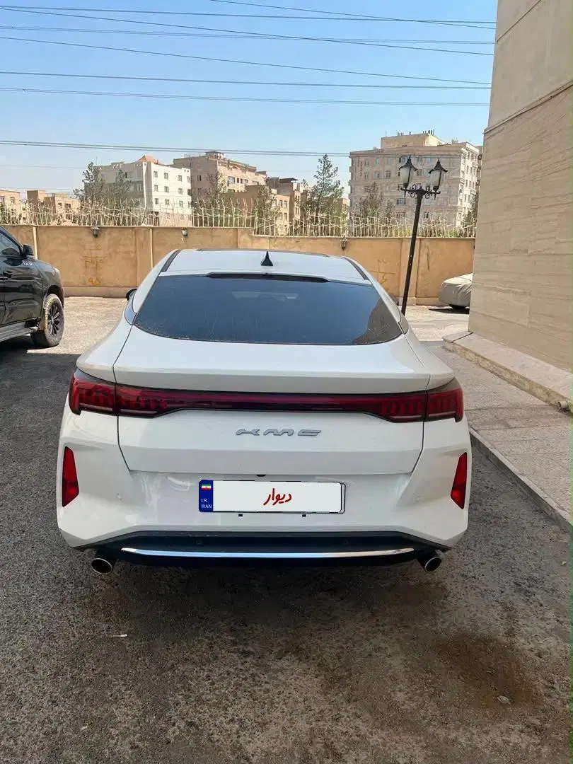 Kmc j7|خودرو سواری و وانت|اندیشه, اندیشه فاز ۴|دیوار