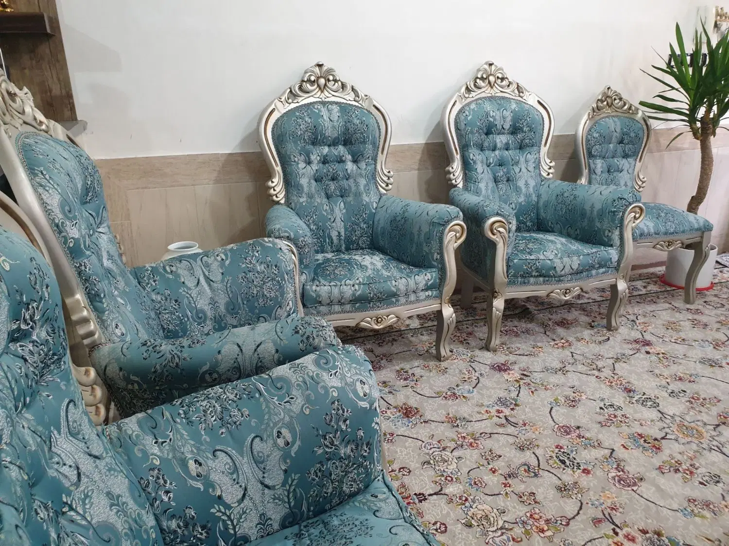 فروش|مبلمان خانگی و میز عسلی|زاوه, |دیوار