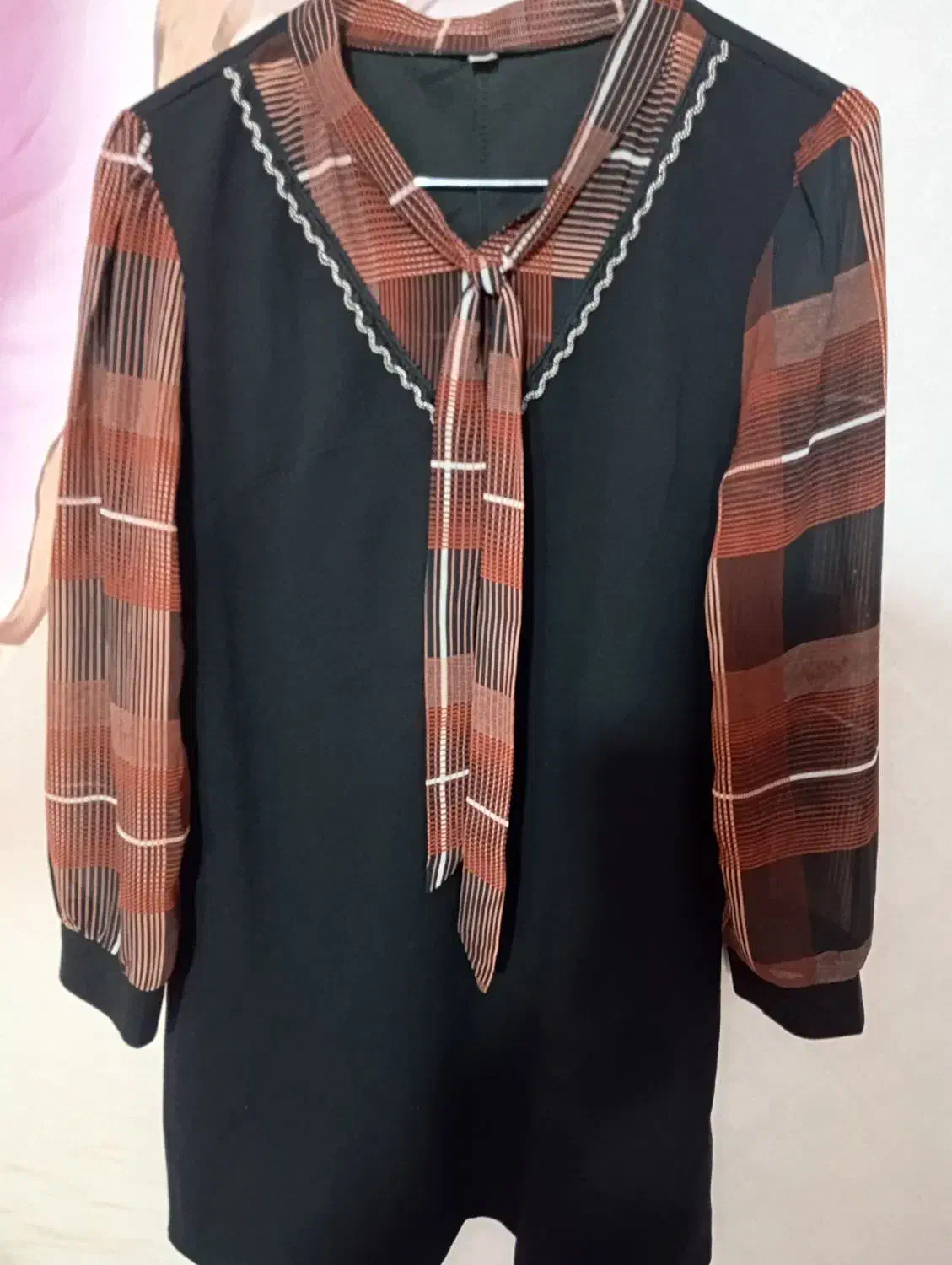 سارافون|لباس|نسیم‌شهر, |دیوار