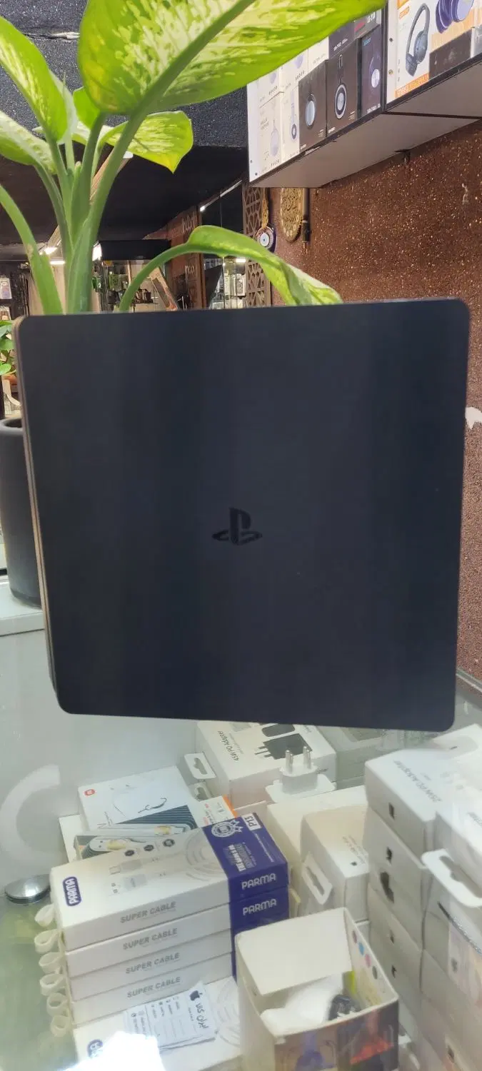 PS4 slim|کنسول، بازی ویدئویی و آنلاین|گلستان (تهران), |دیوار