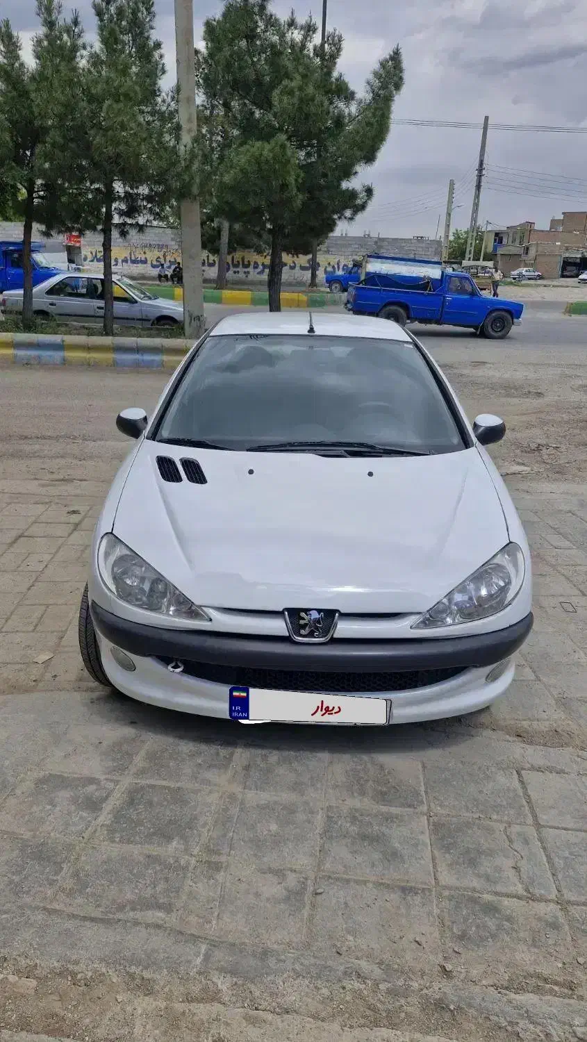 206 v8 مدل 1389|خودرو سواری و وانت|میاندوآب, |دیوار