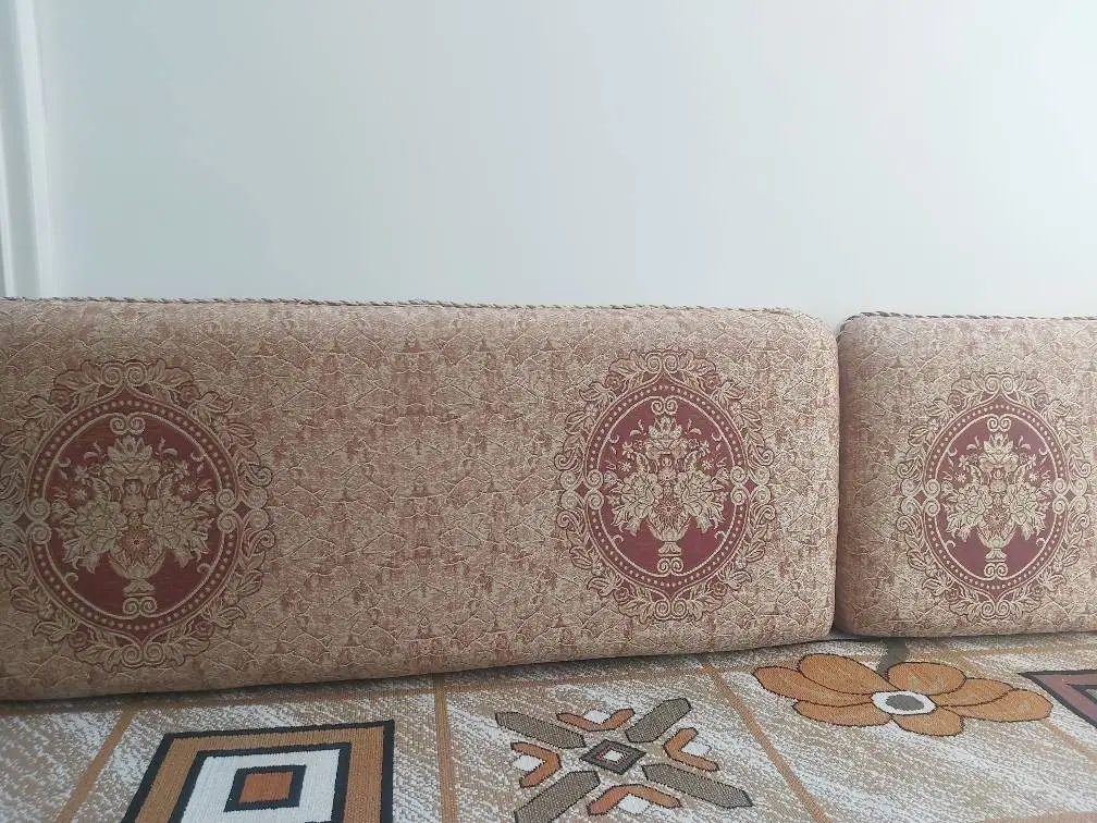 پشتی|پشتی|ایلام, |دیوار