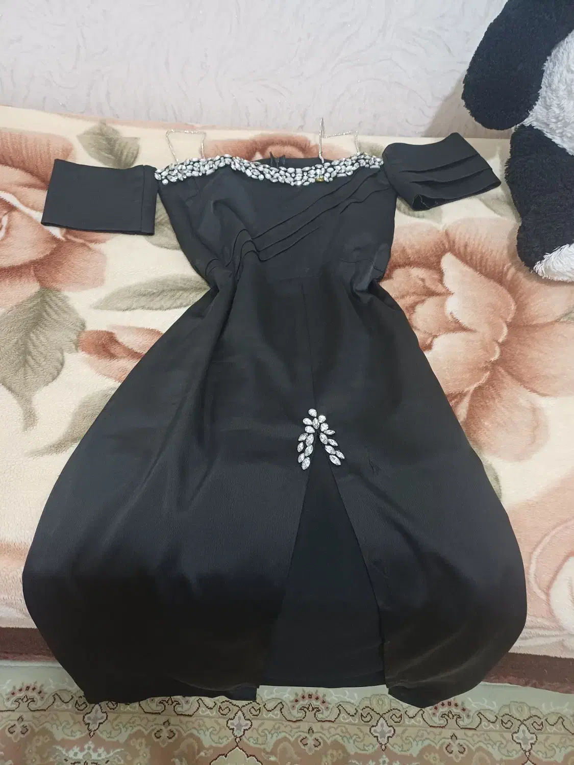 لباس|لباس|سلماس, |دیوار