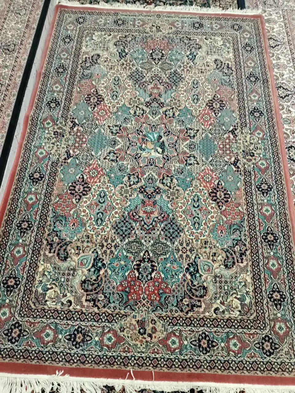 جفت ۶ متری و یکی ۴ متری|فرش|نهاوند, |دیوار