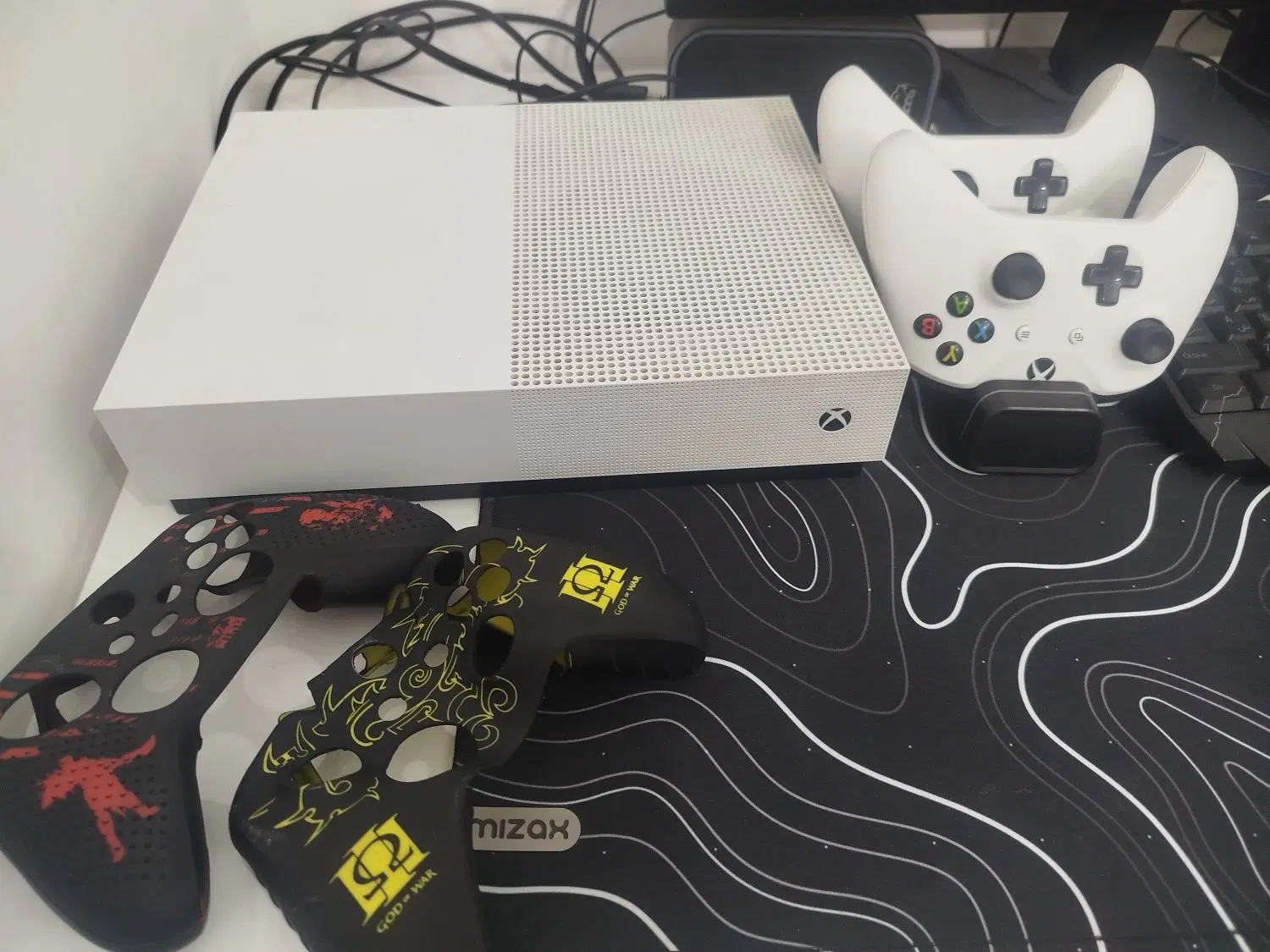xbox one s 1 tra|کنسول، بازی ویدئویی و آنلاین|مشهد, چهاربرج|دیوار