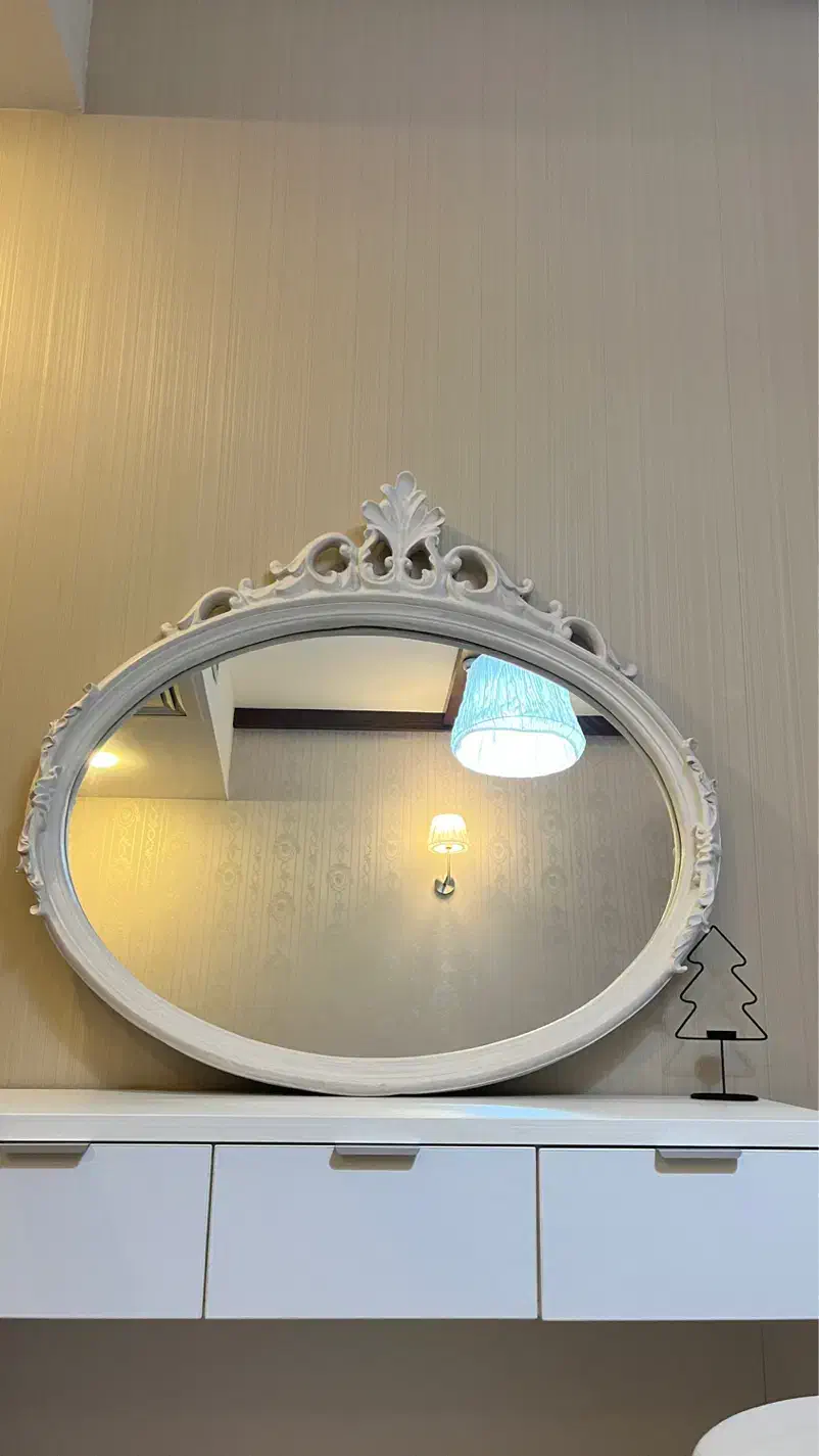 آینه|آینه|کیش, |دیوار