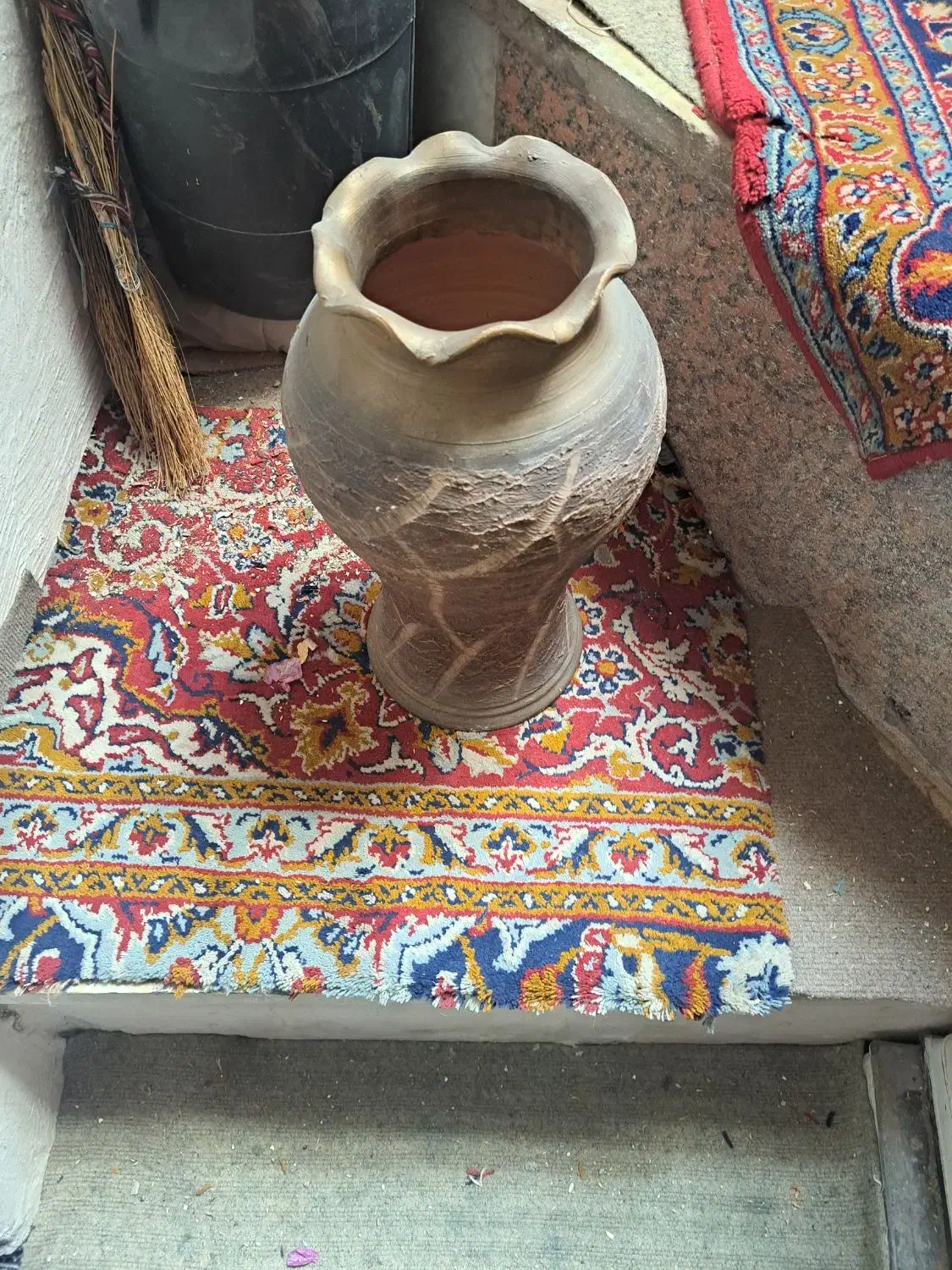 گلدان|صنایع دستی و سایر لوازم تزئینی|اصفهان, مسجد مصلی|دیوار