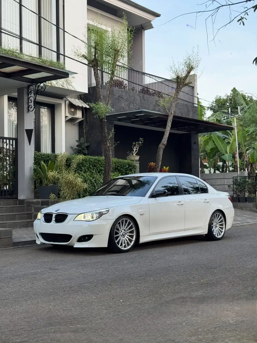 bmw 530i|خودرو سواری و وانت|تهران, حکمت|دیوار