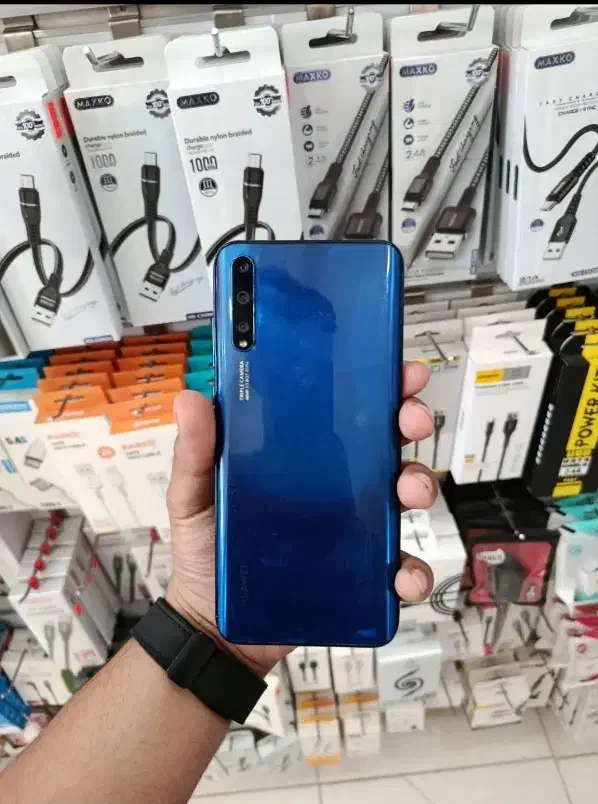 گوشی Y8 p|موبایل|طبس, |دیوار