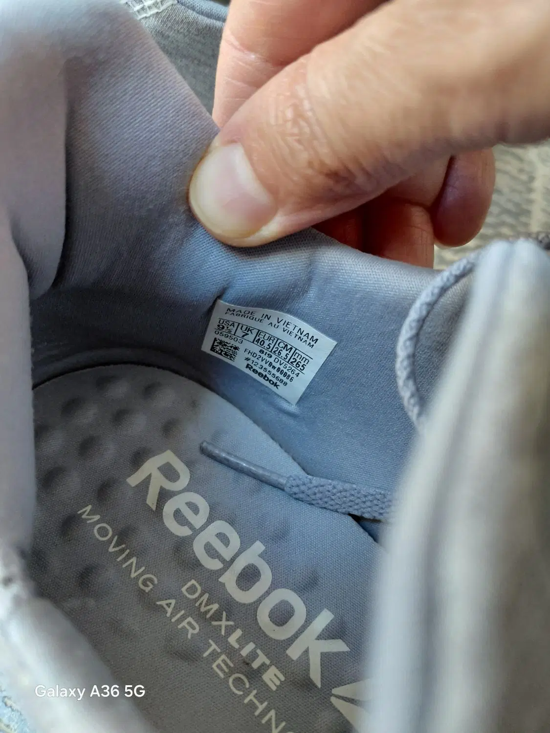 کتونی Reebok|کیف، کفش، کمربند|محمدشهر, همایون ویلا|دیوار
