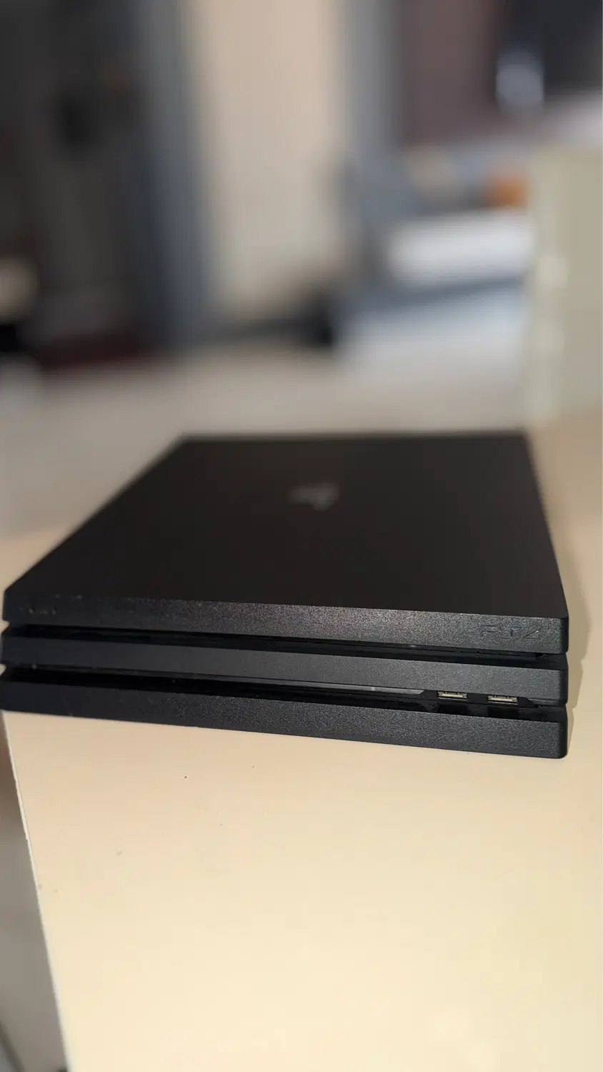 Ps4 pro|کنسول، بازی ویدئویی و آنلاین|قشم, |دیوار