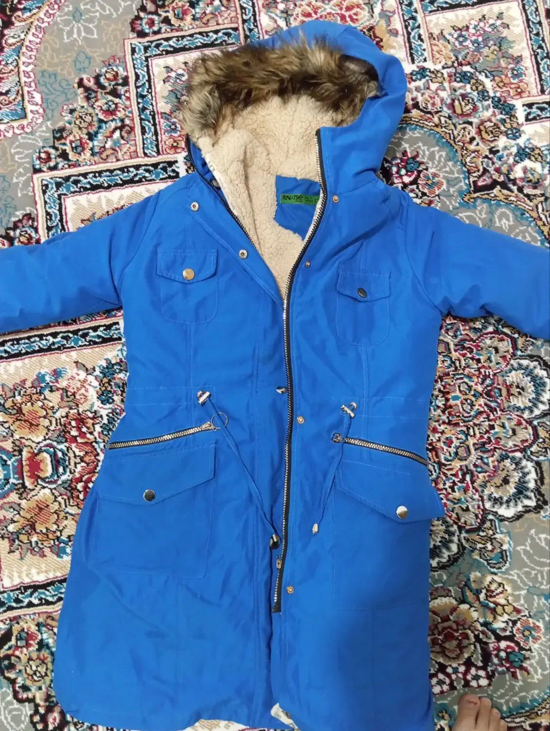 کت نو|لباس|کلاترزان, |دیوار