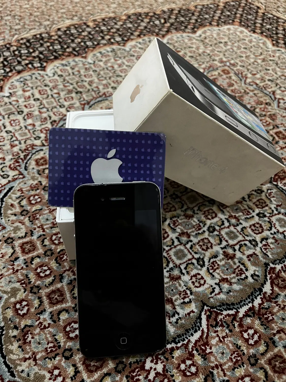 ایفون iPhone 4|موبایل|شهر ری, سیزده آبان|دیوار