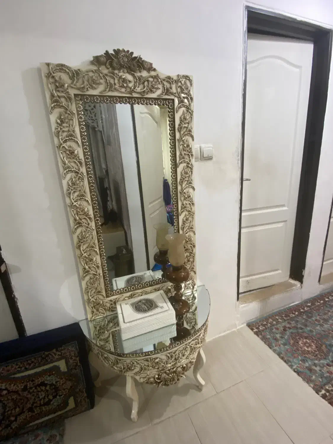 ایینه|آینه|اشتهارد, |دیوار