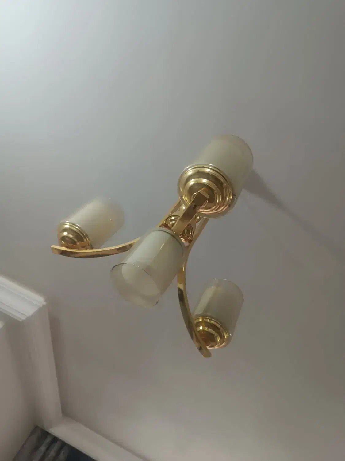 لوستر|لوستر و چراغ آویز|نیشابور, فردوسی جنوبی|دیوار