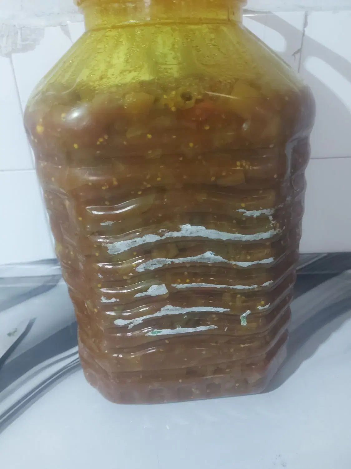 ترشی|خوردنی و آشامیدنی|دوگنبدان, |دیوار