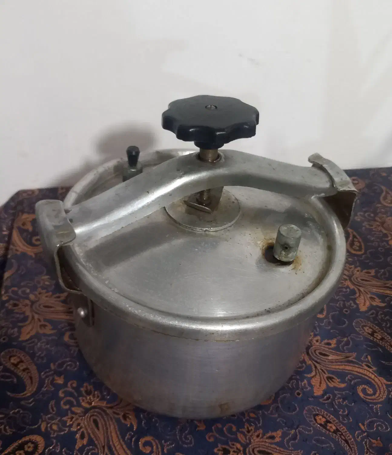 زودپز|ظروف پخت‌وپز|مشهد, فردوسی|دیوار