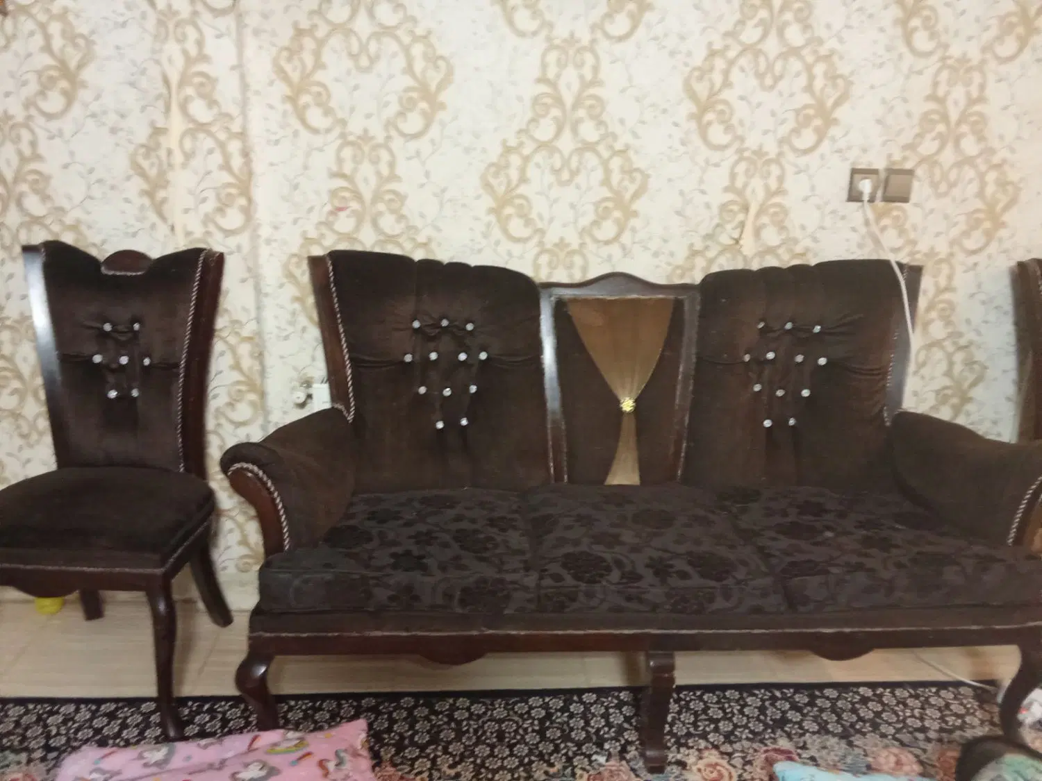 مبل|مبلمان خانگی و میز عسلی|شاهین‌شهر, عطار|دیوار