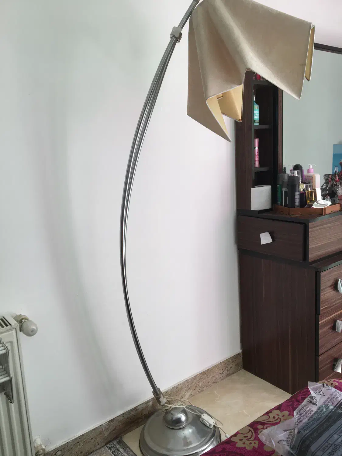 آباژور|چراغ خواب و آباژور|کرج, حصارک بالا|دیوار