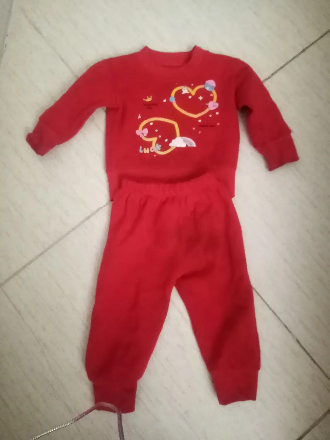 لباس|کفش و لباس بچه|شیروان (خراسان), |دیوار