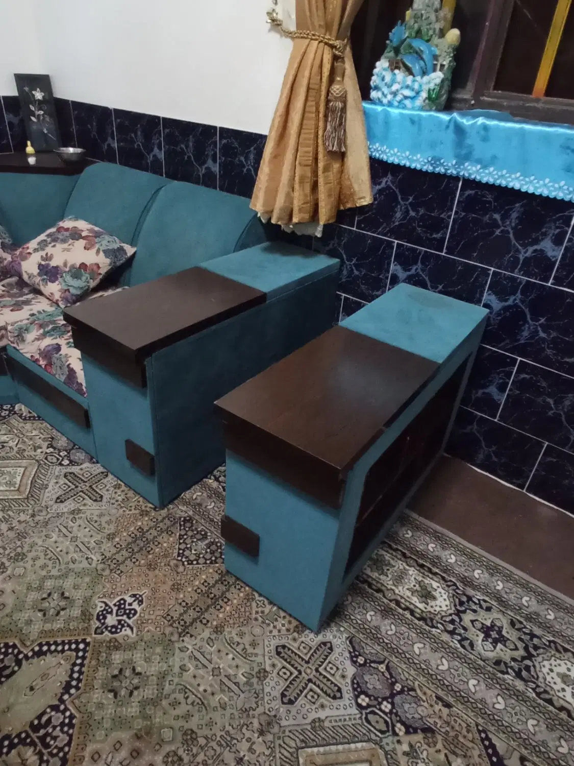 مبل ال|مبلمان خانگی و میز عسلی|بافت, |دیوار