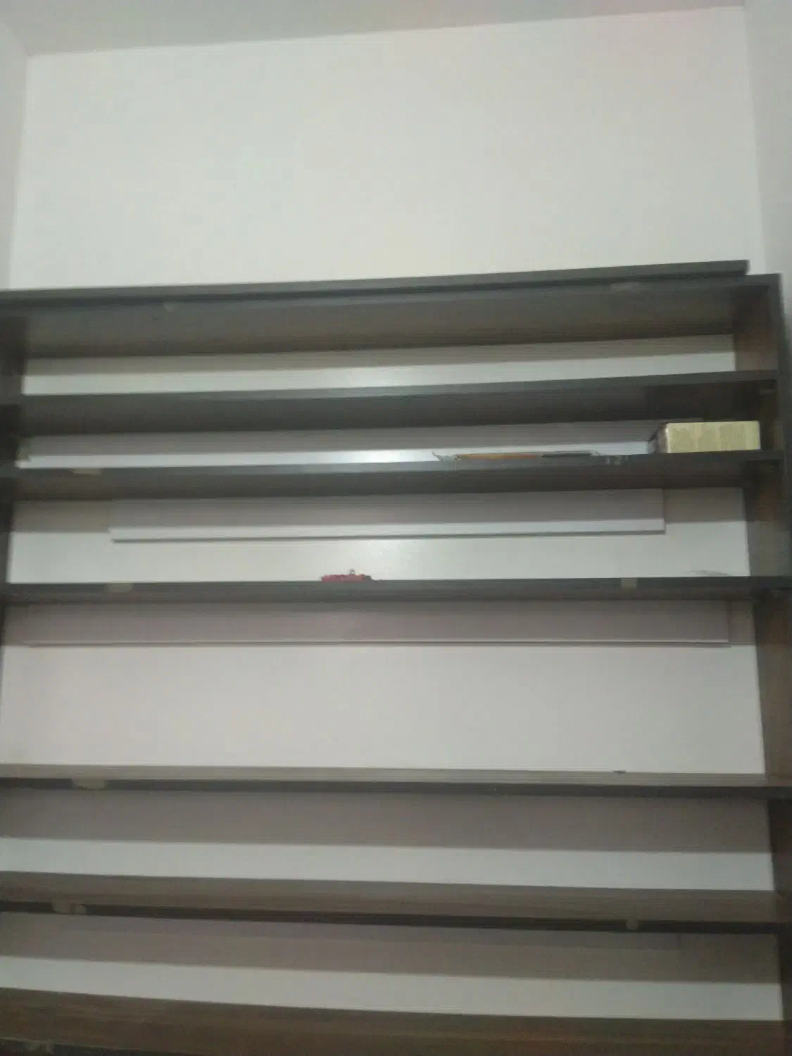 قفسه ام دی اف به علت کمبود جا به فروش می رسد|کتابخانه، شلف، قفسه‌های دیواری|اردبیل, |دیوار