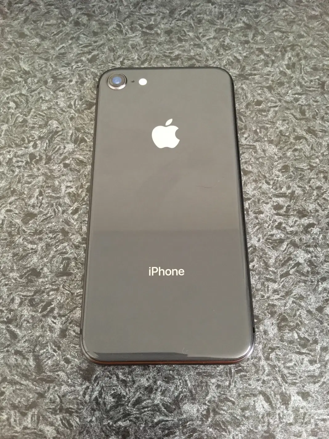 iPhone 8|موبایل|شاهین‌شهر, خبرنگار|دیوار