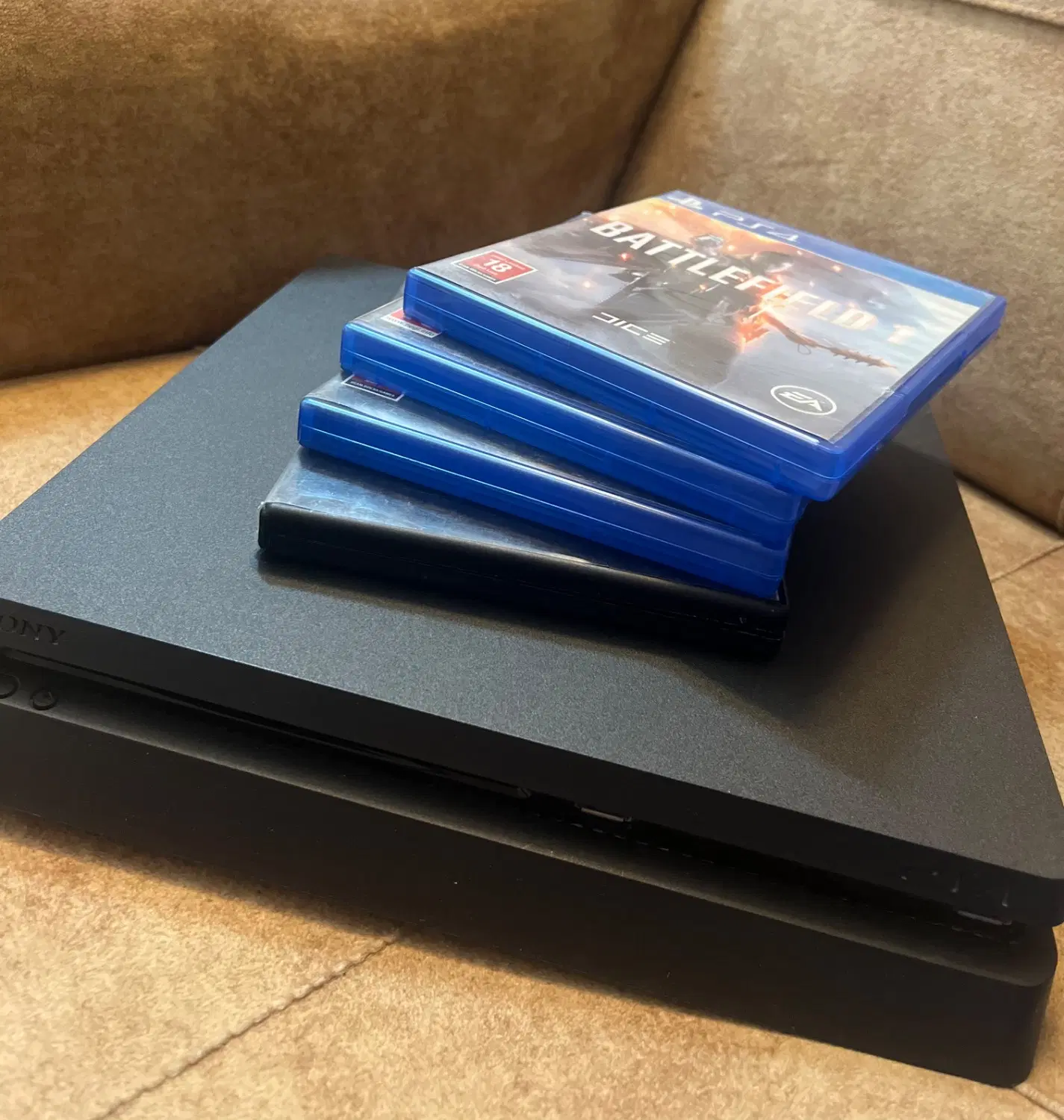 ps4 slim|کنسول، بازی ویدئویی و آنلاین|باقرشهر, |دیوار