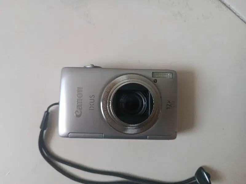 دوربین canon IXUS|دوربین عکاسی و فیلم‌برداری|اصفهان, شهرک میلاد|دیوار