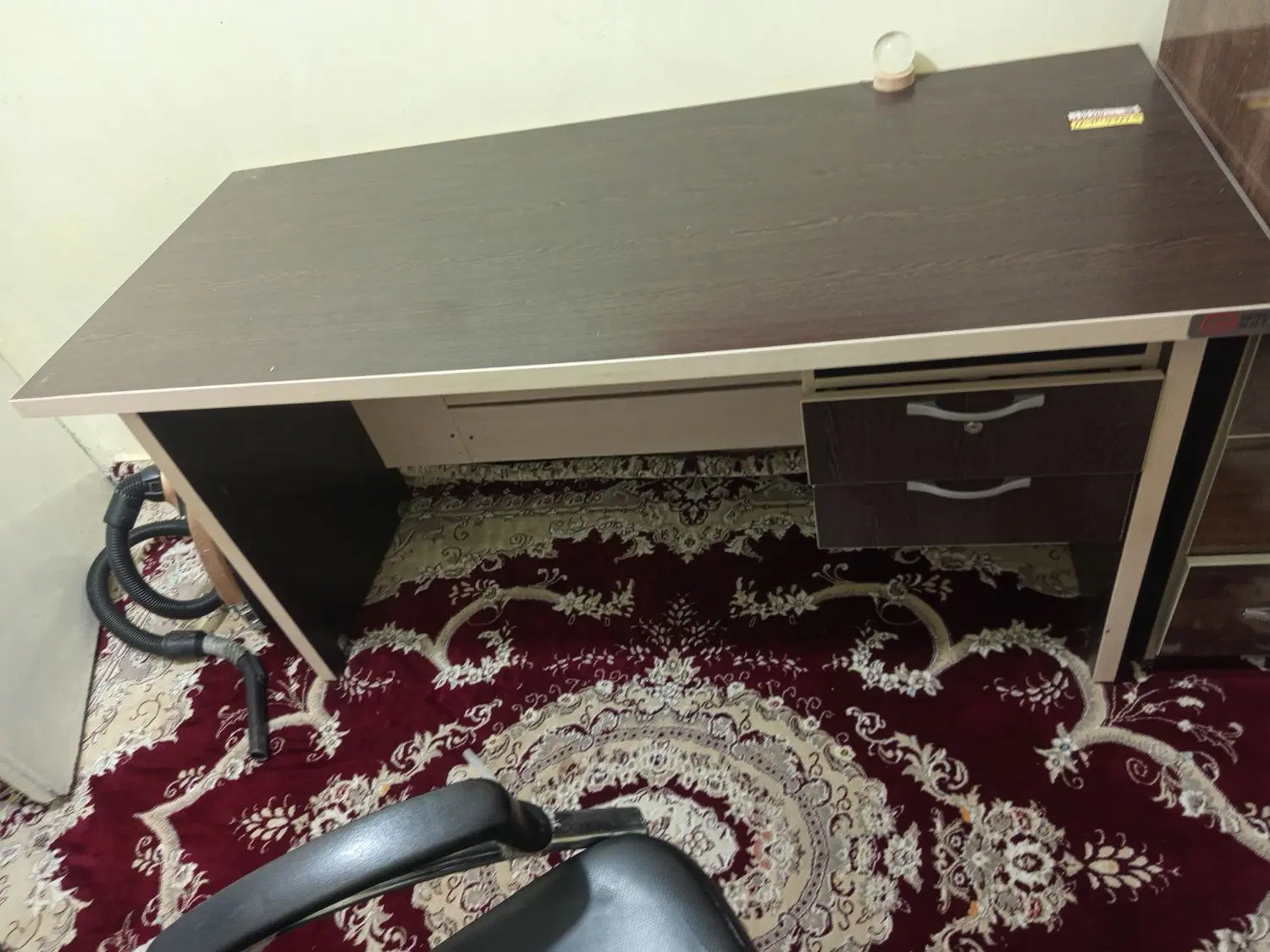 میز|میز تحریر و کامپیوتر|کرج, حصارک پایین|دیوار