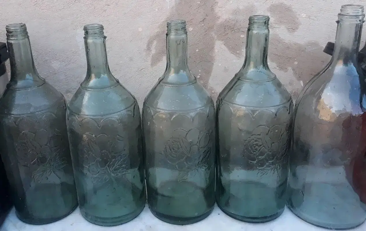 شیشه|ظروف نگهدارنده، پلاستیکی، یک‌بارمصرف|شاهین‌شهر, گرگاب|دیوار