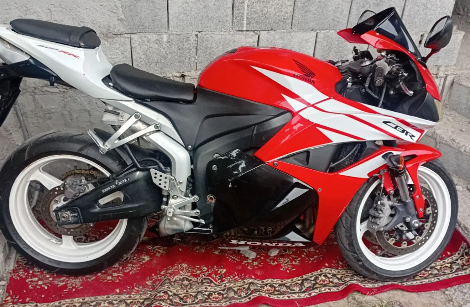 cbr600 2009|موتورسیکلت|بابلسر, |دیوار