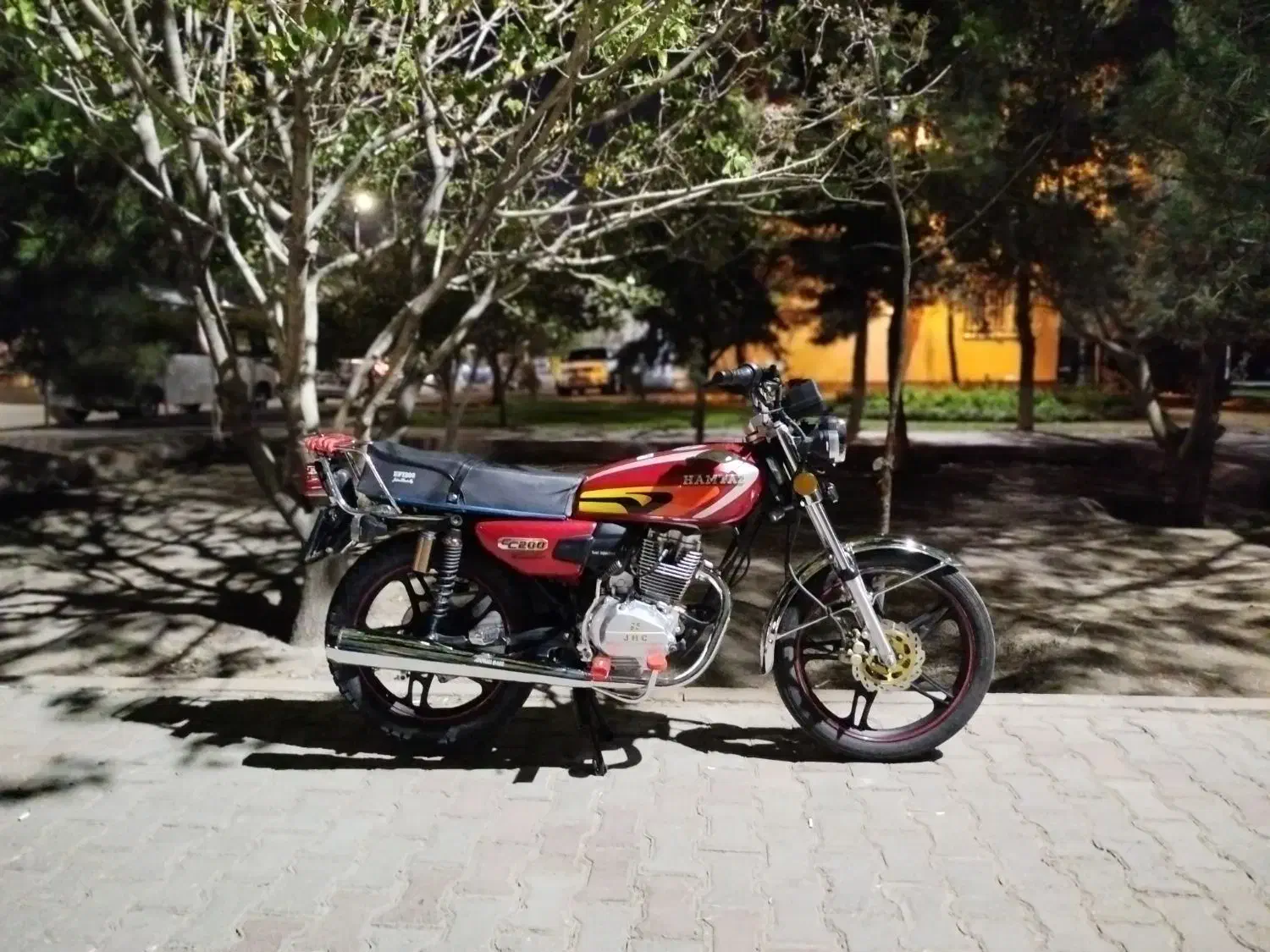 همتاز ۲۰۰ ۱۴۰۲|موتورسیکلت|تبریز, |دیوار