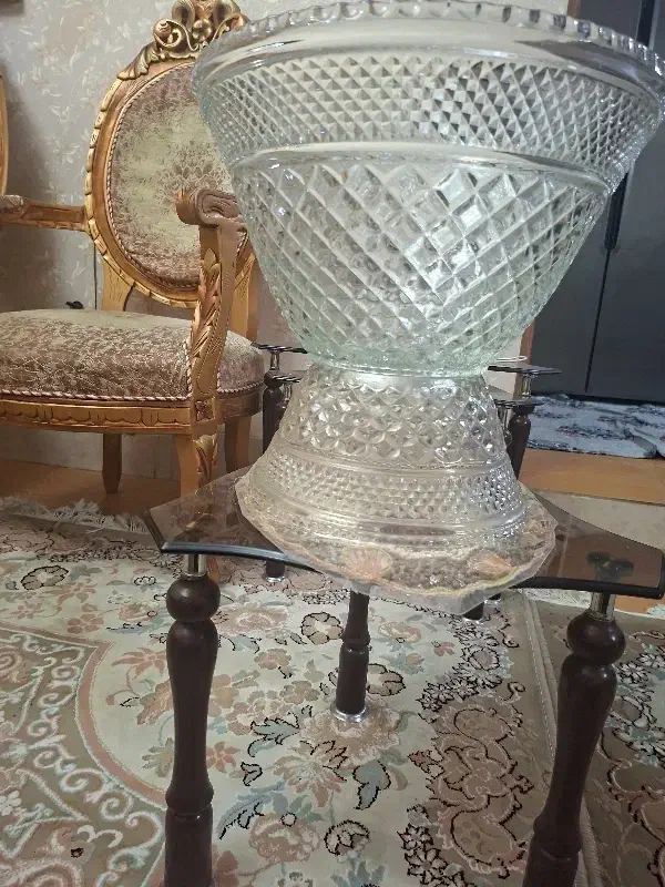 کریستال|ظروف سرو و پذیرایی|قم, چهار امامزاده|دیوار