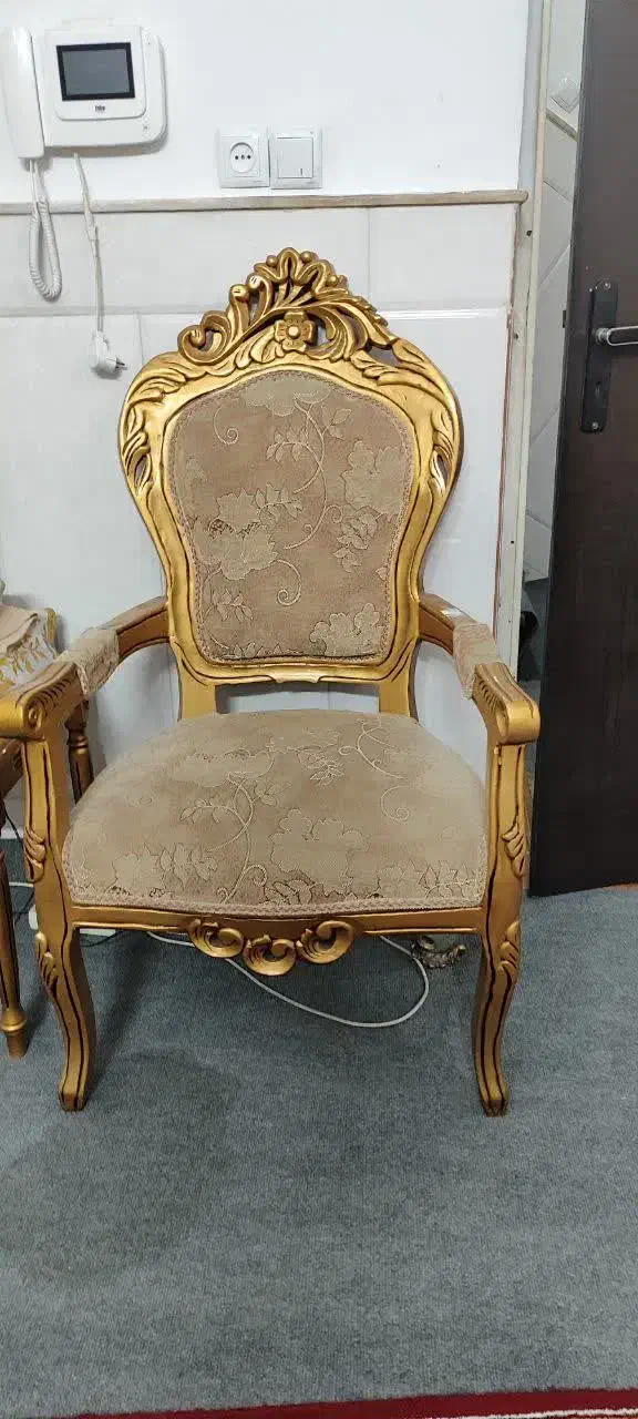 مبل استیل نه نفره چوپ روس|مبلمان خانگی و میز عسلی|قم, سراجه (۱۵ خرداد)|دیوار