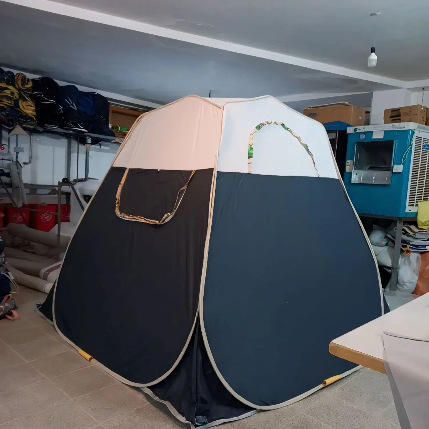 بزرگترین تولید کننده و پخش انواع چادرهای مسافرتی|کوهنوردی و کمپینگ|مشهد, گلبرگ شمالی|دیوار