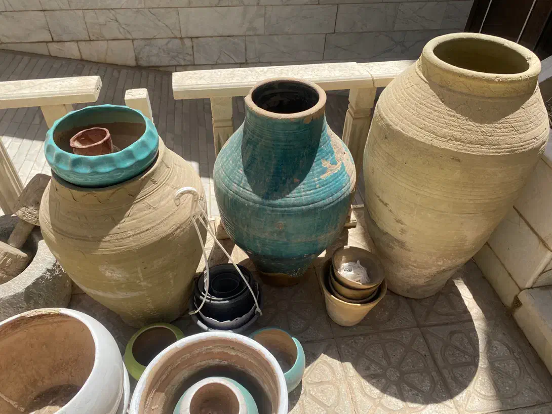 خمره قدیمی|کلکسیون اشیاء عتیقه|یزد, |دیوار