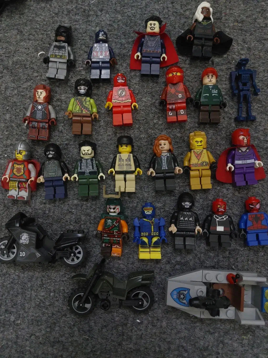 تعدادی لگو|اسباب‌‌بازی|شیراز, شهرک ولیعصر|دیوار