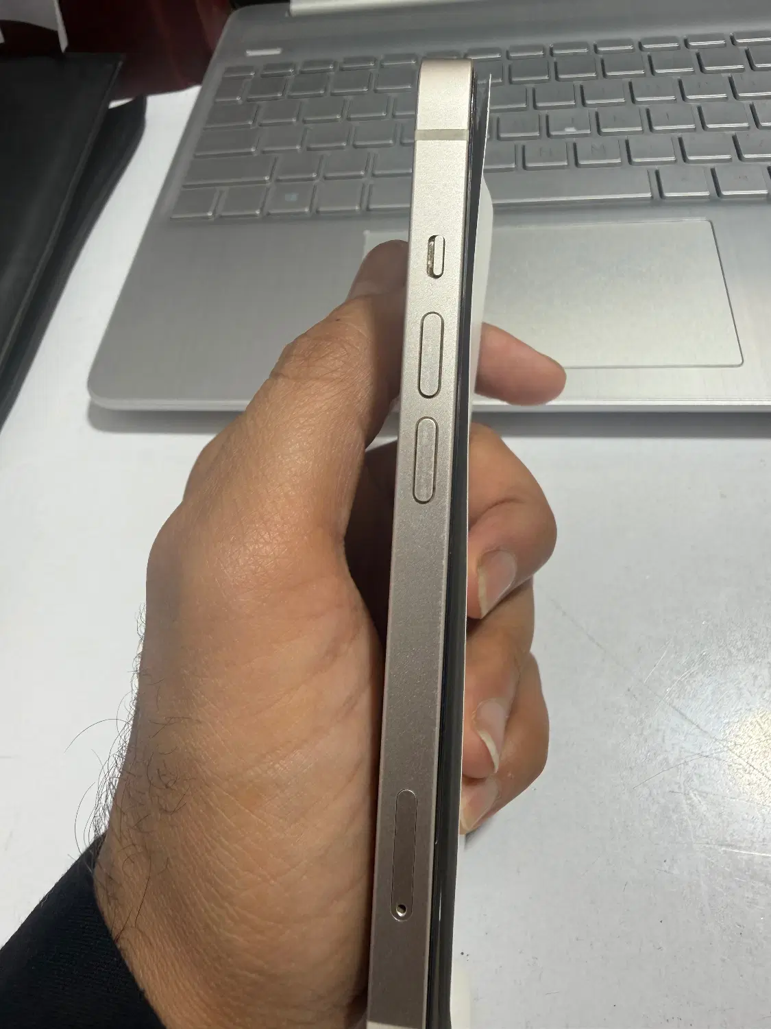apple13 normal|موبایل|مشهد, کوی پلیس|دیوار